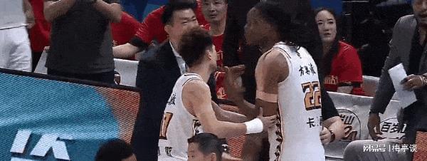 谁才是最大功臣 看完数据一目了然一步之遥 广厦106—73大胜北京(图6)